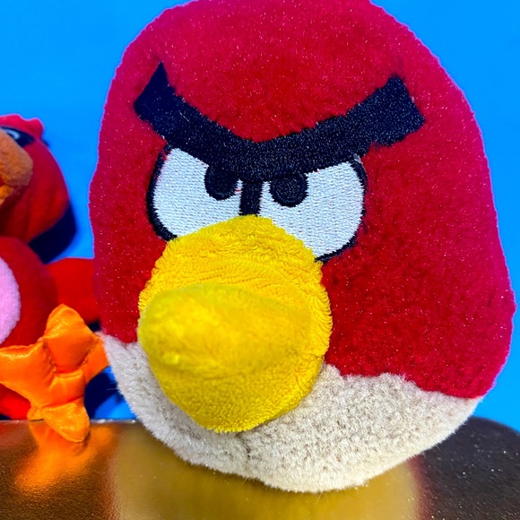 ANGRY BIRDS RED & MATILDA PLUSH & RED CARDINAL SQUEAKER PLUSH VTG 2004 - Picture 8 of 16